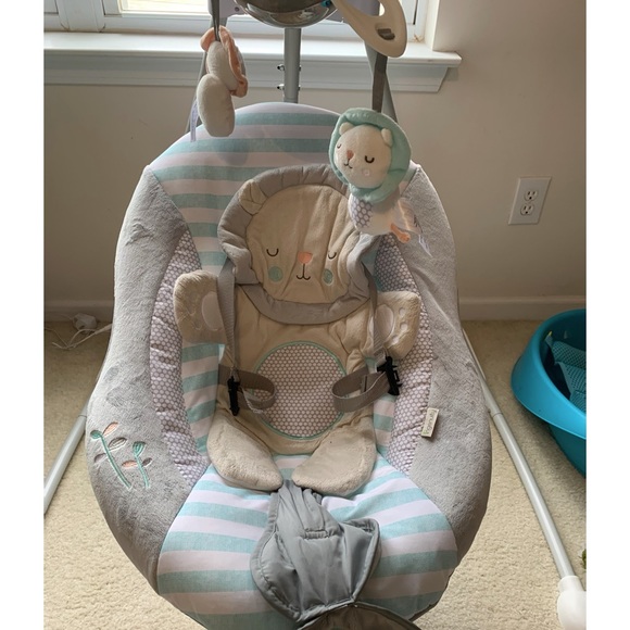 Baby swing - Picture 3 of 3